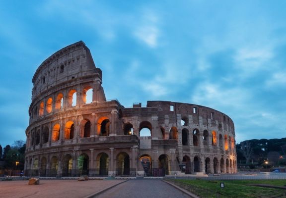 im-latin-colosseum im-latin-colosseum