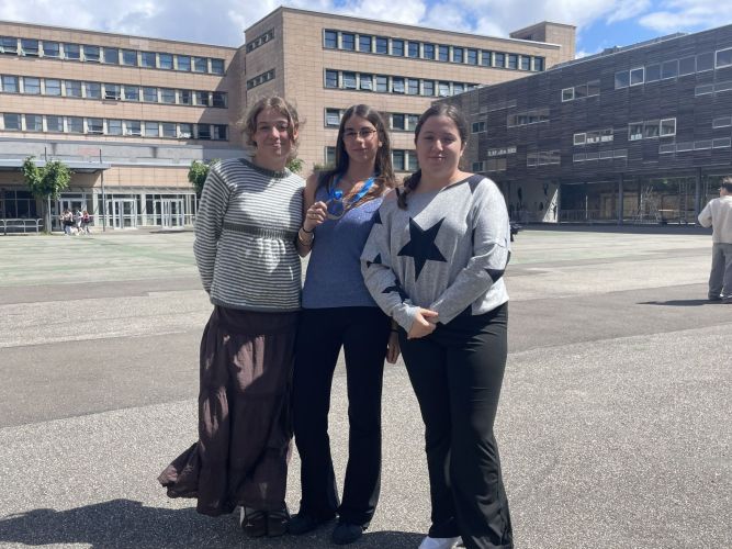 Anabelle Grimard, Francesca Santos Romao, lauréates de la 2e place des 16-18 ans